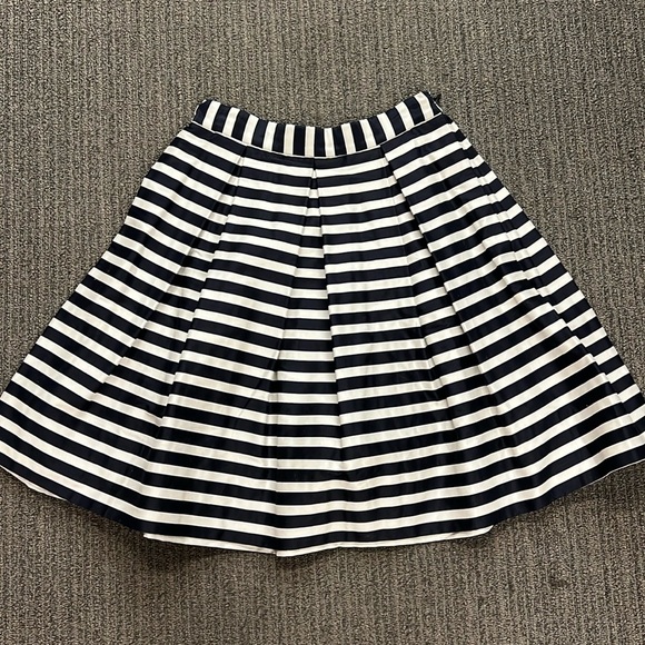 CH Herrera navy and cream silk tailor striped skirt. - Picture 1 of 5
